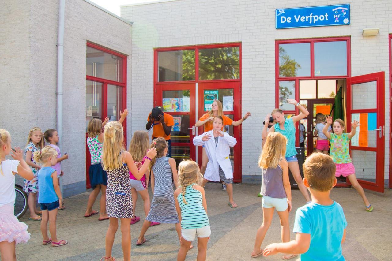 Camping De Duinhoeve Chalet Vogel Not For Companies Nieuw-Haamstede Exterior foto