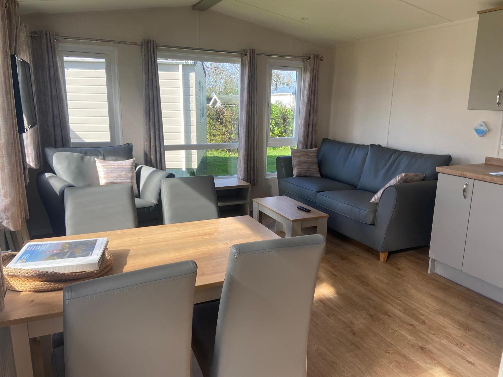 Camping De Duinhoeve Chalet Vogel Not For Companies Nieuw-Haamstede Exterior foto
